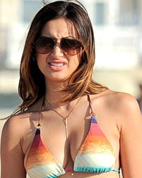 Noureen DeWulf